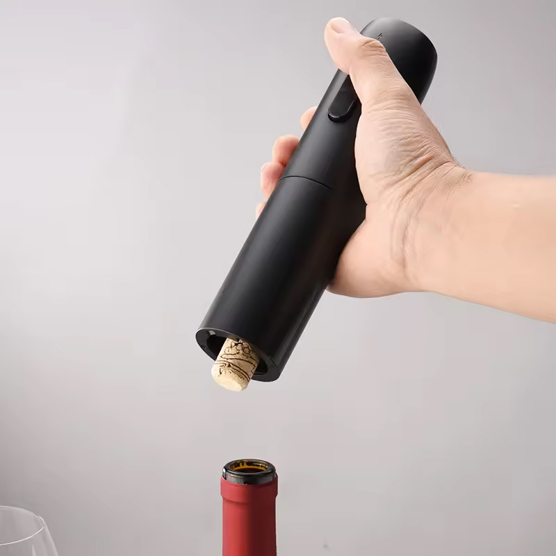 Set apribottiglie elettrico 4  - Electric Can Opener recensione e prezzo