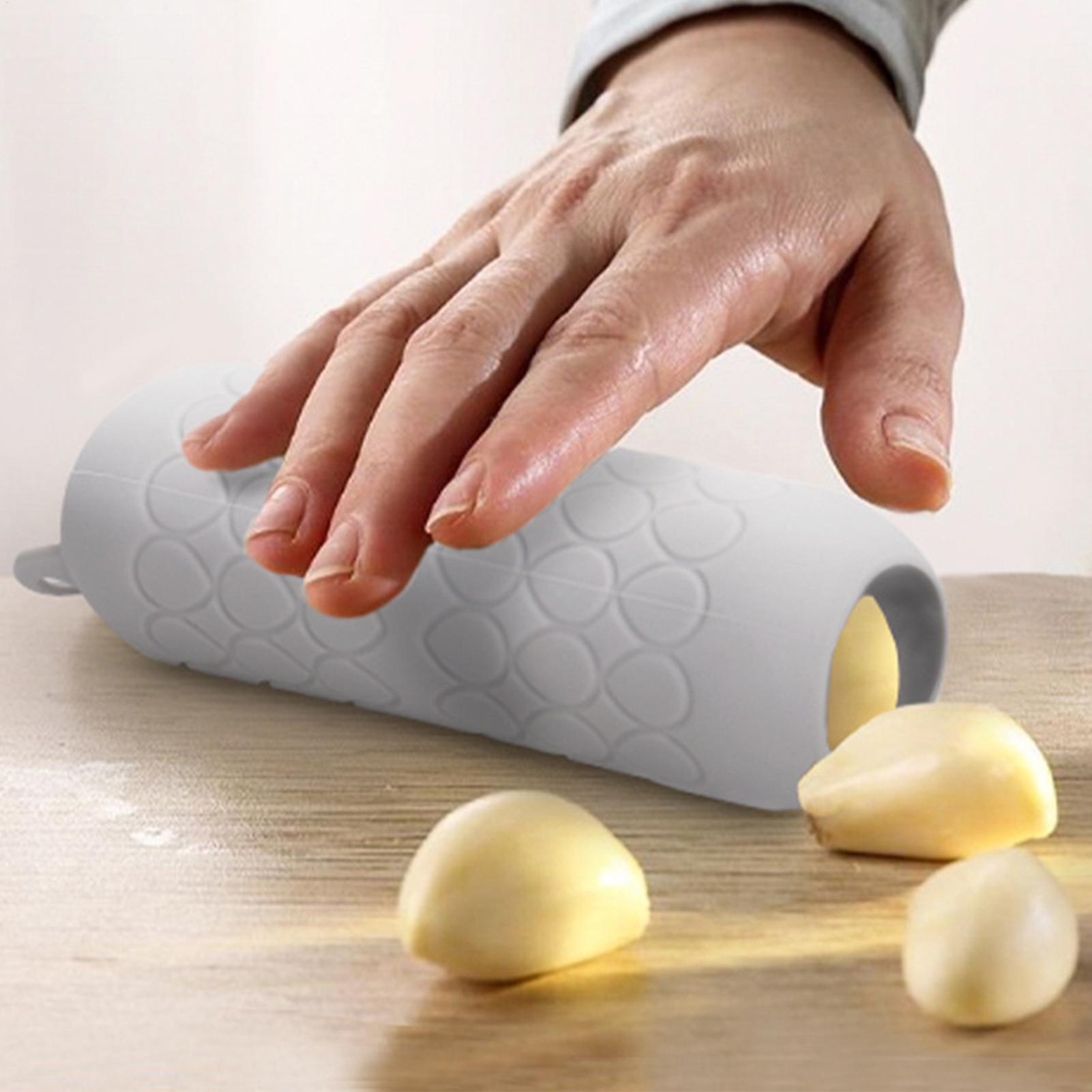 Sbucciatore d'Aglio in Silicon - Kitchen Gadgets Peeler recensione e prezzo